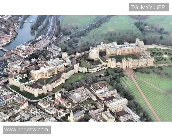 伦敦足球明星豪宅揭秘：奢华生活背后的故事与风格